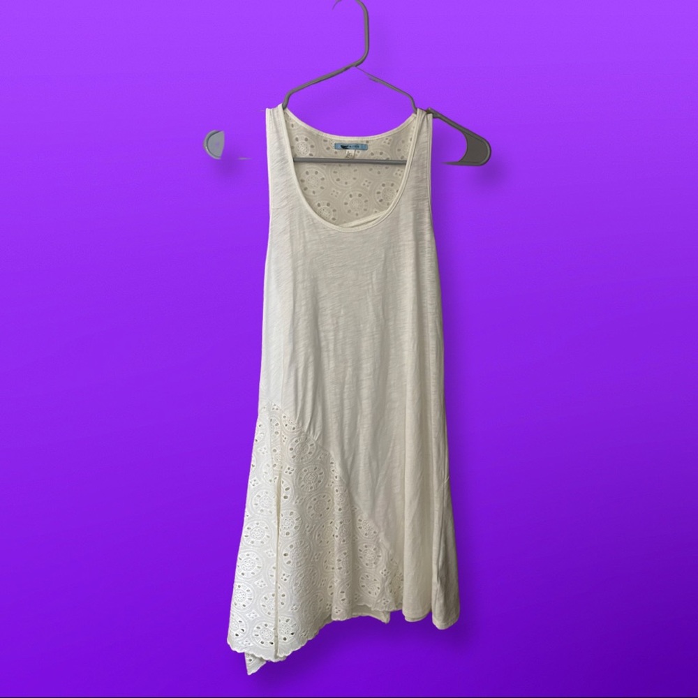 Sleeveless top